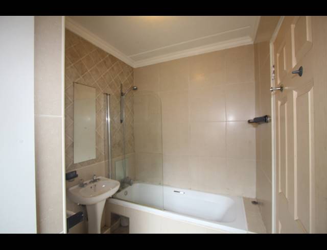 1 BEDROOM APARTMENT TO LET IN MORNING HILL